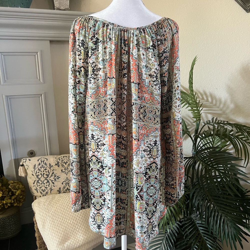 Karen Kane Multicolor Printed Peasant Blouse - Coral, Mint, Black - Picture 3 of 7